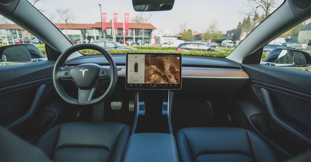 Tesla Theater Not Working 2023? Here’s How to Fix it